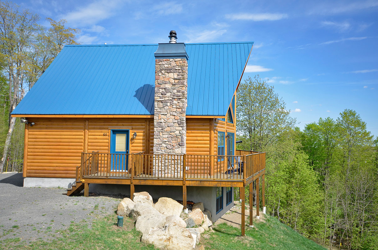 Timber Block Log Cabin home 