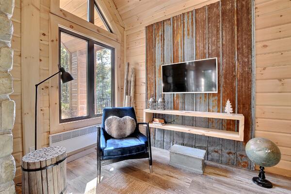 Timber Block Eastman Interior Sitting Room