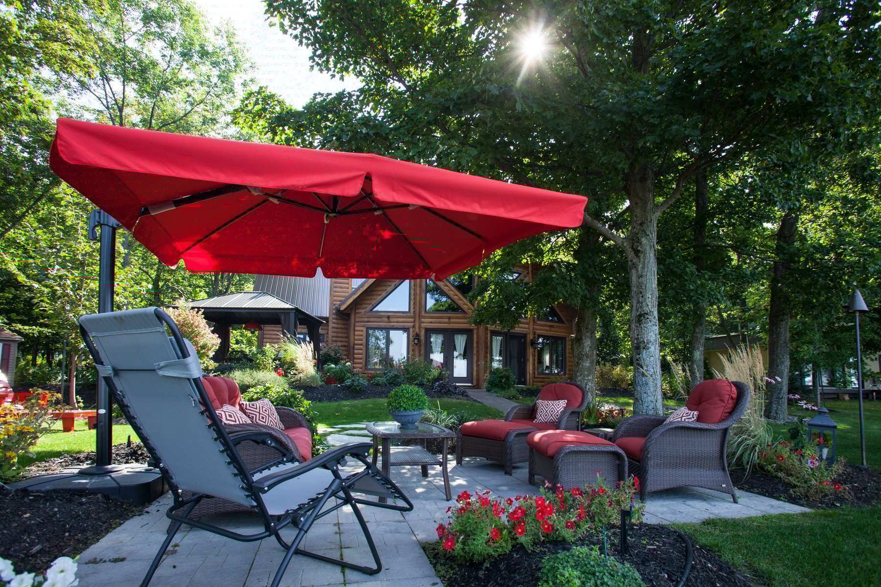 Your guide to outdoor patios, furniture and landscape designs!