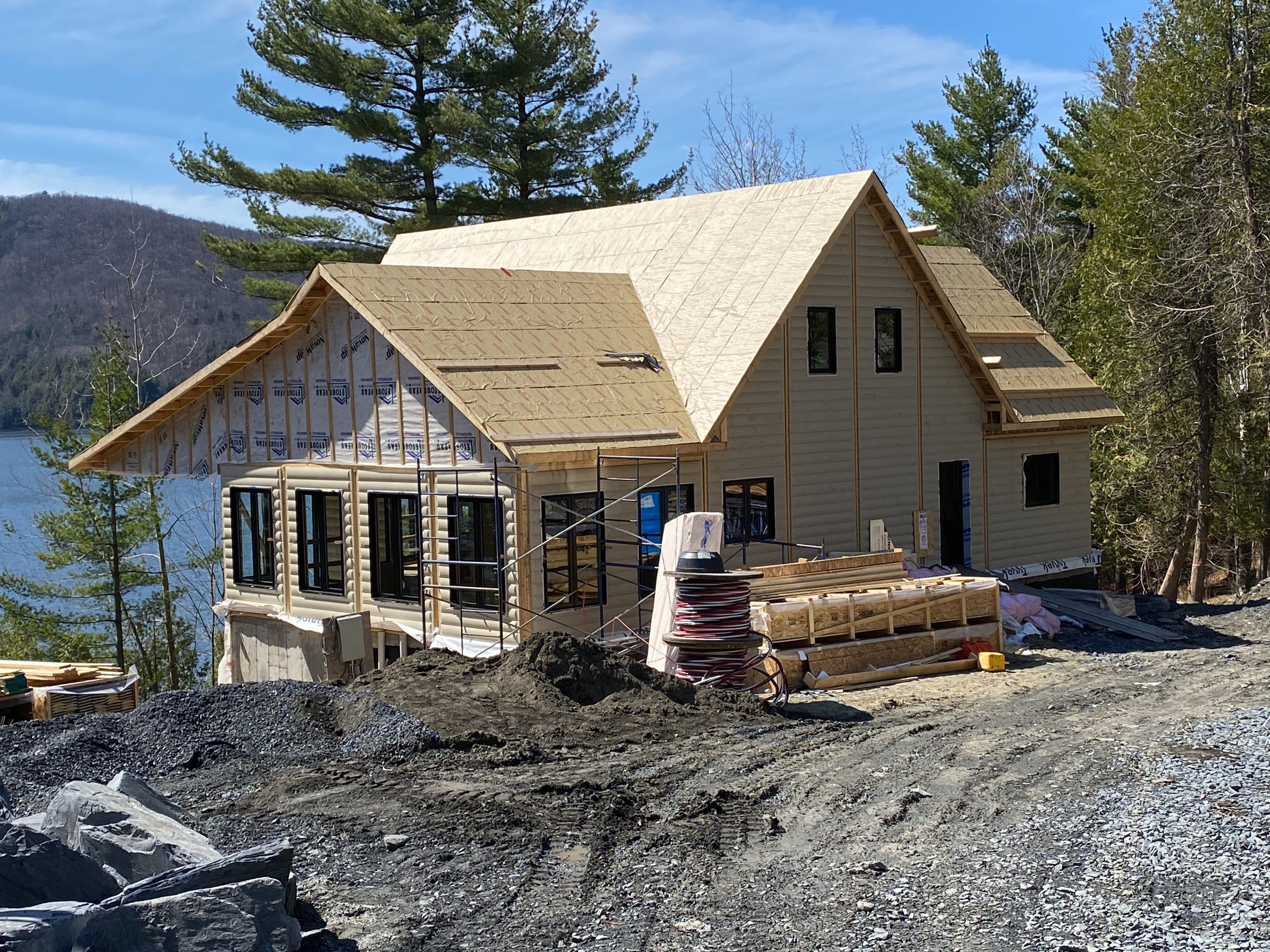 Timber Block Lakefront 